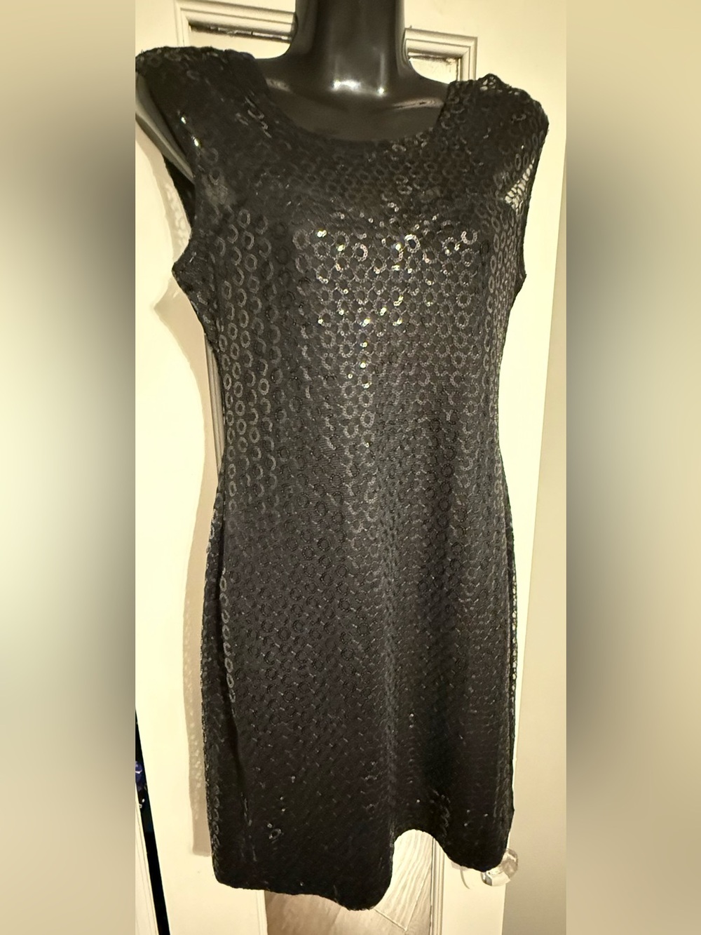 Express Allover Sequin Animal Print Scoop Neck Shift Mini Dress Black NWOT XS